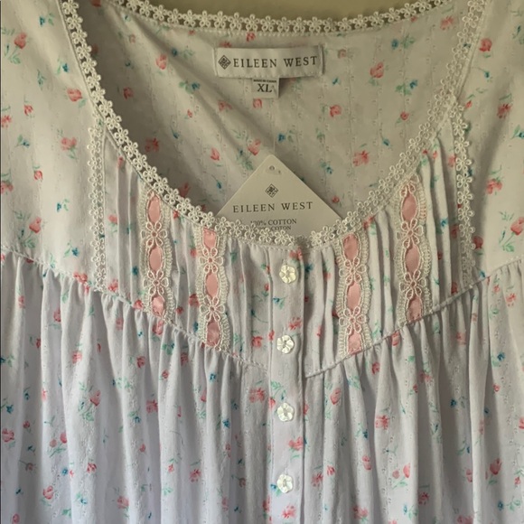Eileen West White and Pink Sleeveless Nightgown - Picture 6 of 11